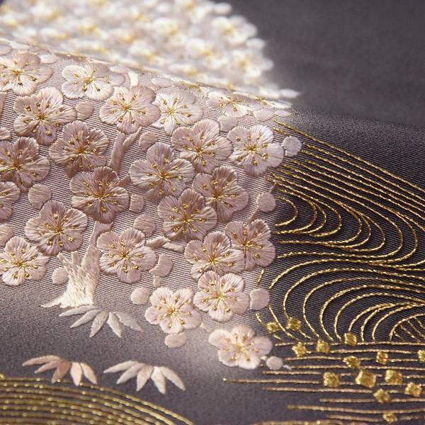 訪問着 手縫いお仕立て付き 総刺繍 蘇州刺繍 波に松、楓、梅 グレー色