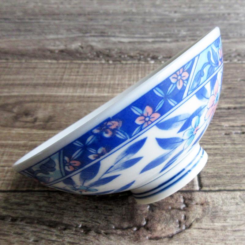 青い花柄 平茶碗 12cm / 日本製 美濃焼 ちゃわん 飯碗 持ちやすい