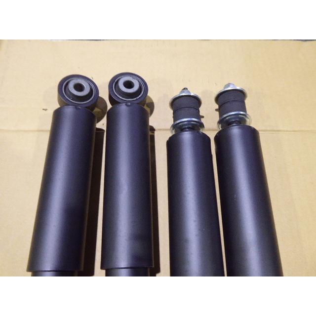 R8年新車外し品ジムニーJB64用純正アブソーバー1台分 : ショウワ