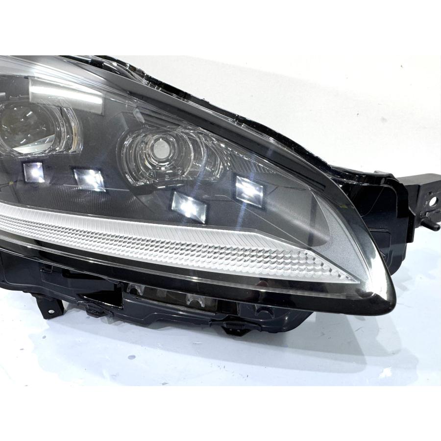 GR86 ZN8 純正LEDヘッドライト 右 KOITO 100-6046M/刻印YW （Z31-80