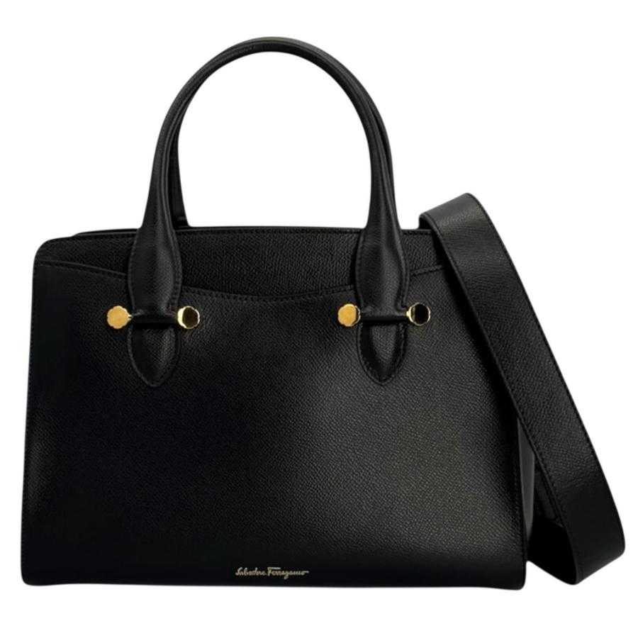 サルヴァトーレフェラガモ ショルダーバッグ レザー ブラック