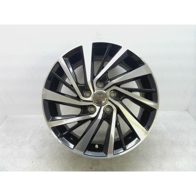 シエンタ(車) 新品 KYOHO ホイール ホイル yatsu : ヤツヅカ