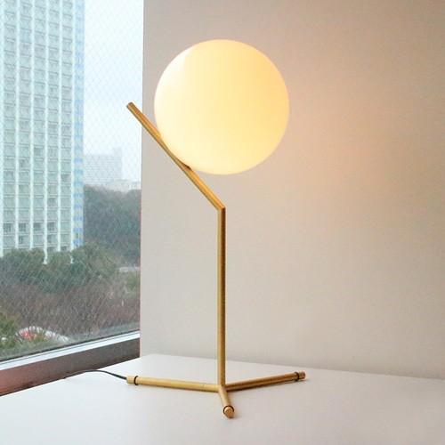 FLOS（フロス） （国内在庫あり）テーブル照明 IC LIGHTS T1 HIGH