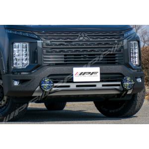 MDF：デリカD:5中期/後期】 アルミチェッカープレートステップカバー