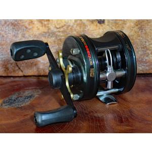 Abu Garcia（アブガルシア） 右The Original☆アブ☆ABU ambassadeur