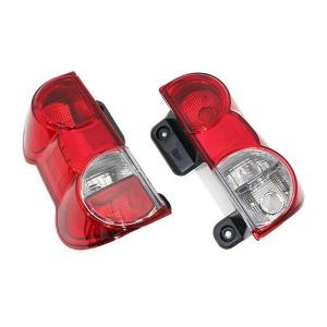 日産 純正 NV200バネット 《 VM20 》 右テールランプ P70400-23001899