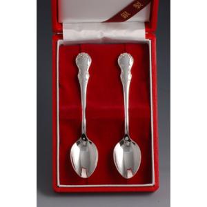 銀製カトラリー「鶴亀」スプーンセット : 銀食器・銀製器の老舗上田