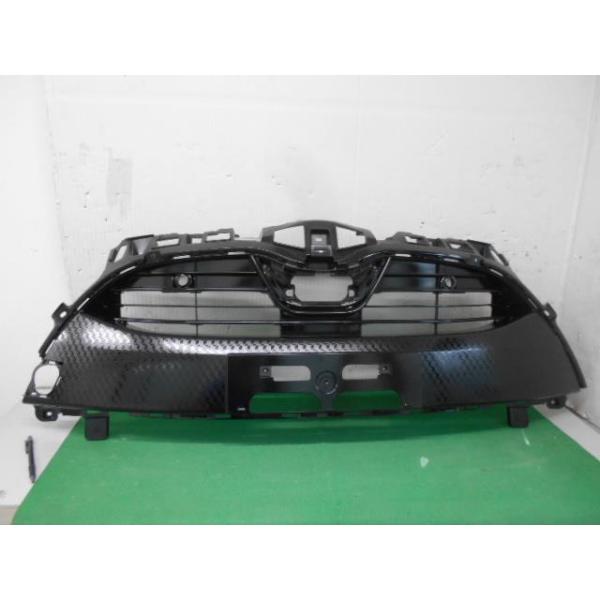 ヤリス 6AA-MXPH10 ラジエータグリル 53101-K0140 339948 : クラウン2