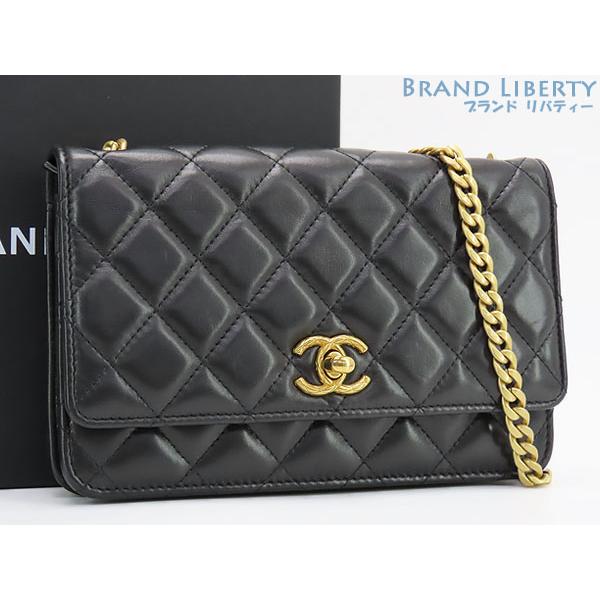 CHANEL（シャネル） 美品 マトラッセ ココマーク チェーンウォレット