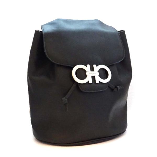 サルヴァトーレフェラガモ ガンチーニ リュック・デイパック