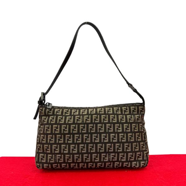 FENDI（フェンディ） 極 美品 ズッキーノ FF 柄 レザー 本革