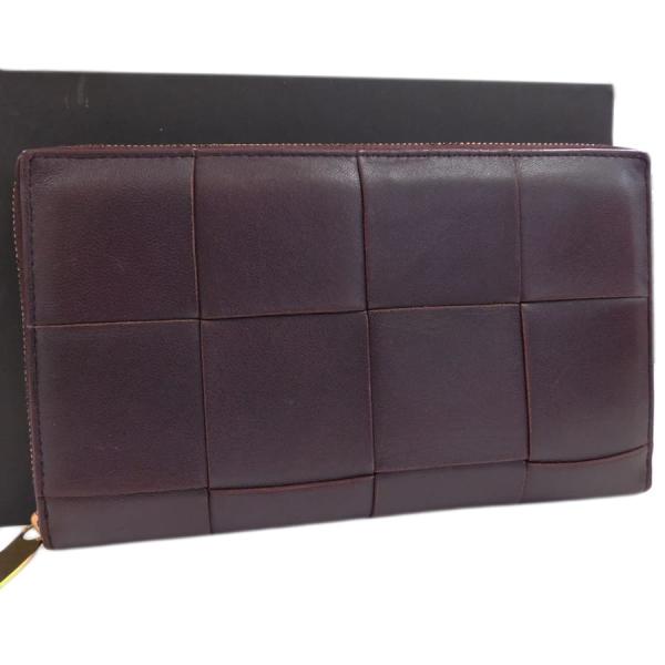 BOTTEGA VENETA（ボッテガ・ヴェネタ） カセット 長財布 740267