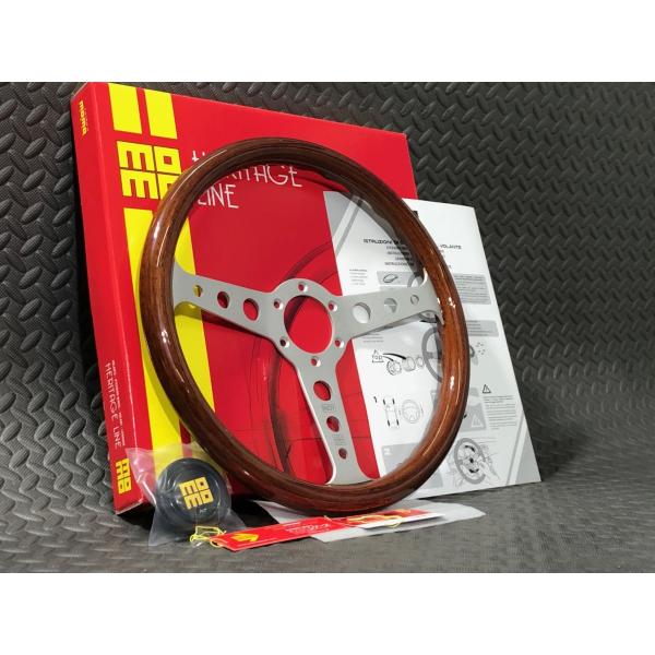 MOMO（モモ） 送料一律☆ ステアリング HERITAGE LINE INDY ヘリテージ