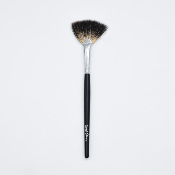 B品 アウトレット ファンブラシ 熊野筆 プロ用 高級 A-16 : 素材本舗