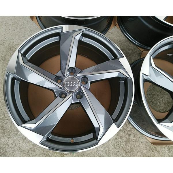 Audi（アウディ） 限定1台 A3 A4 TT(8J) 18インチ スタッドレス