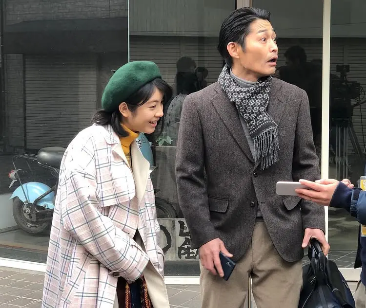 JILLSTUARTの服を着た浜辺美波さんのコーデ 私服/衣装/購入先 - Woomy