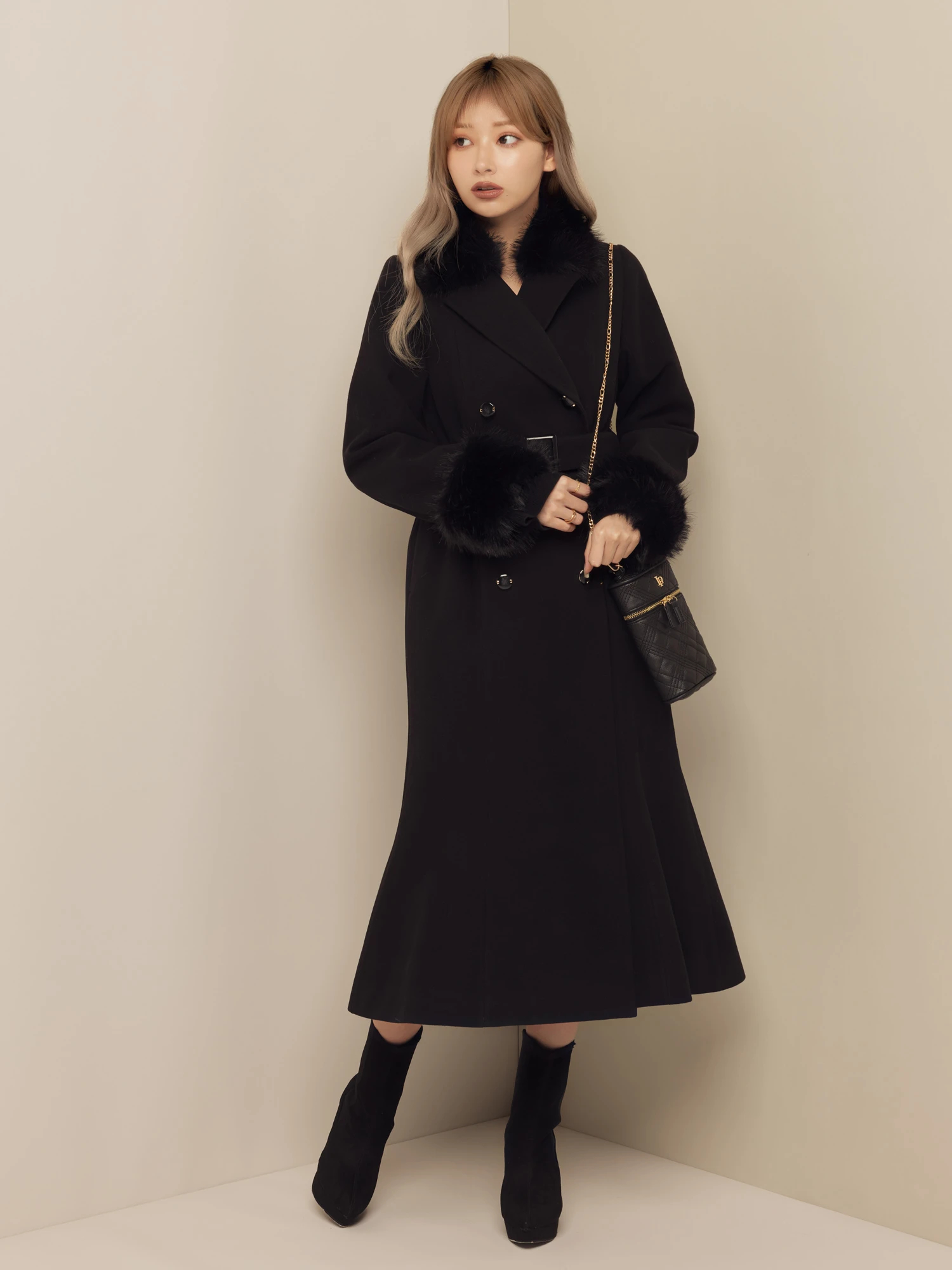 LIP SERVICE（リップサービス）｜ ファーカラーマーメイドトレンチ