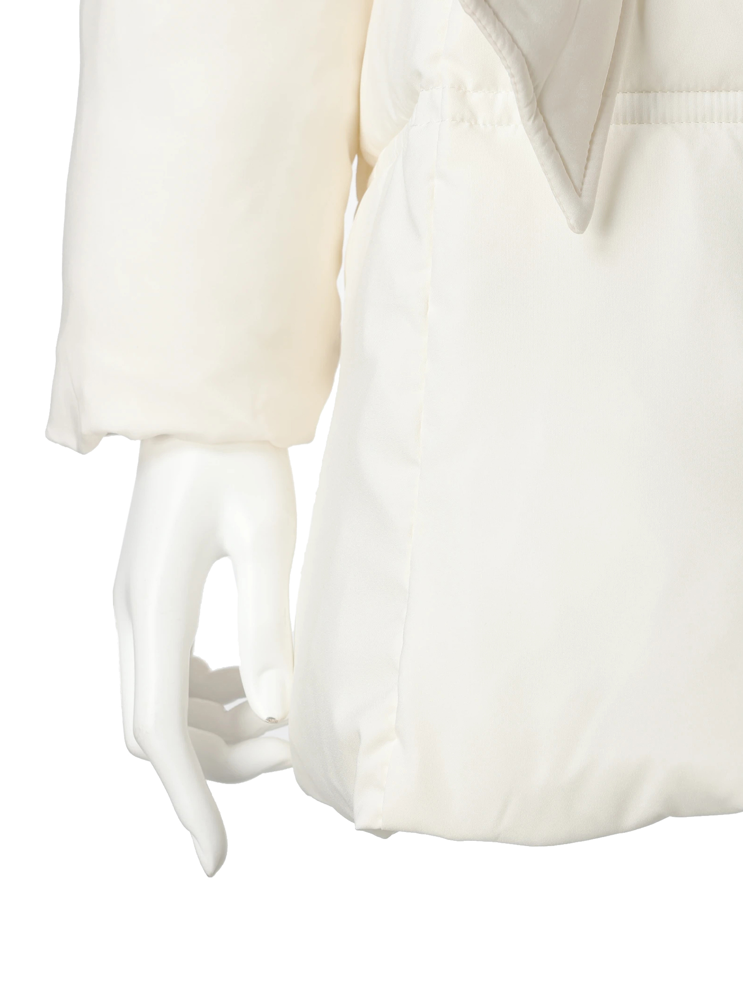 LIP SERVICE（リップサービス）｜ ボリュームファーフェイクダウン