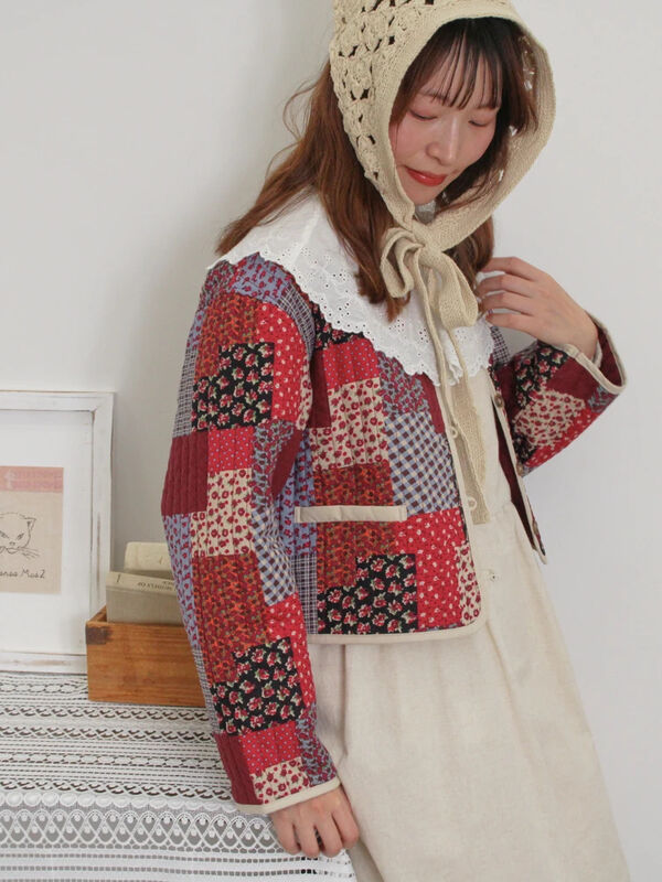 セール】 花柄パッチワーク風キルトジャケット（レッド/イエロー