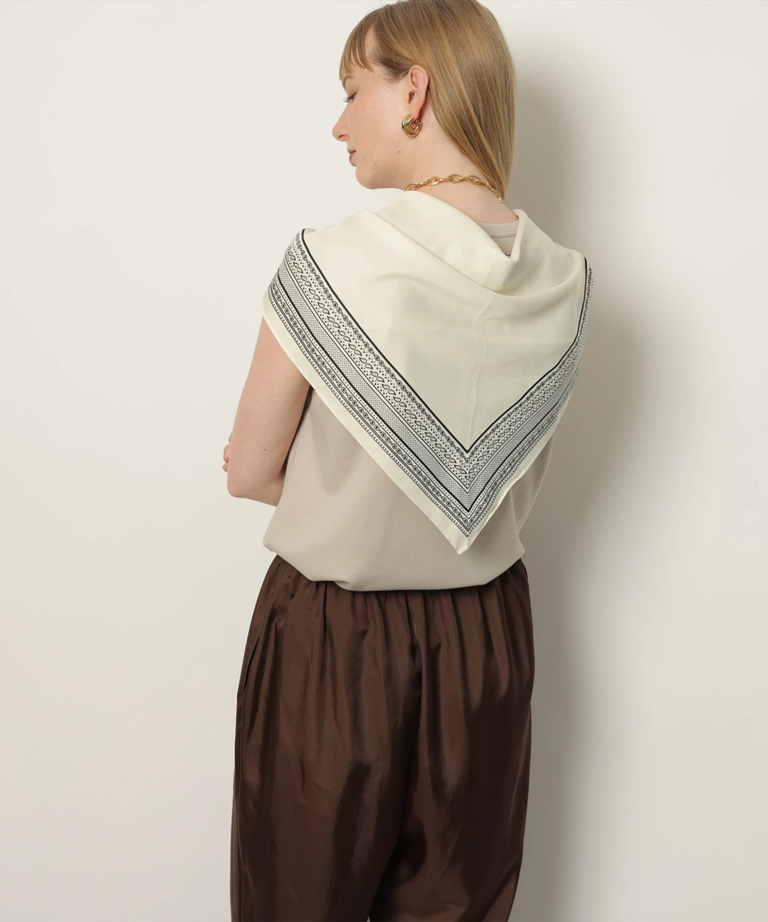 01_001.jpg?img_width=750