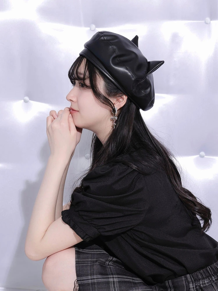 ねこ耳付きベレー帽（帽子｜オフホワイト・黒）｜【公式】かわいい量産