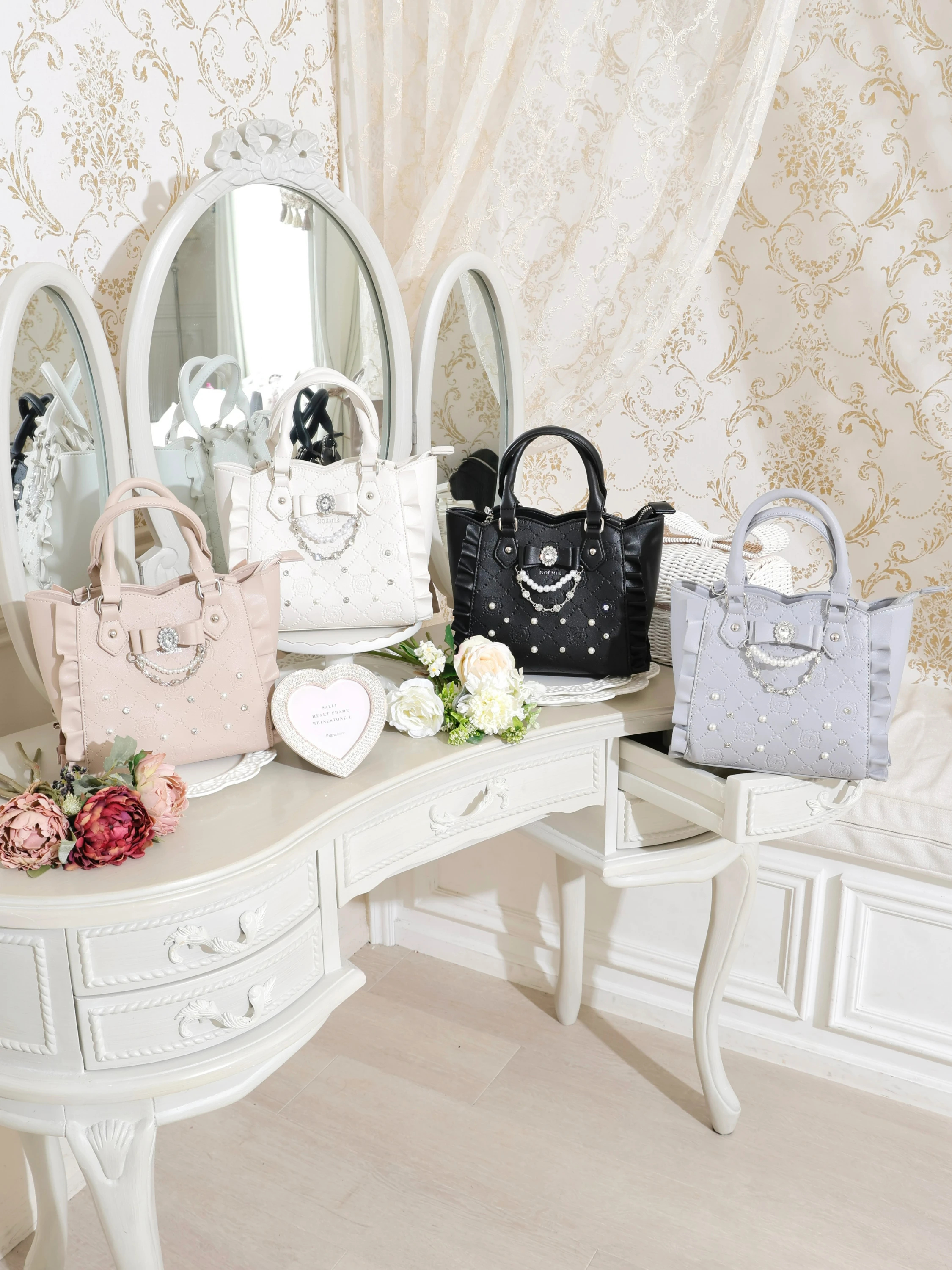 さきまるちゃんコラボ♡キラキラビジュー2wayショルダーバッグ