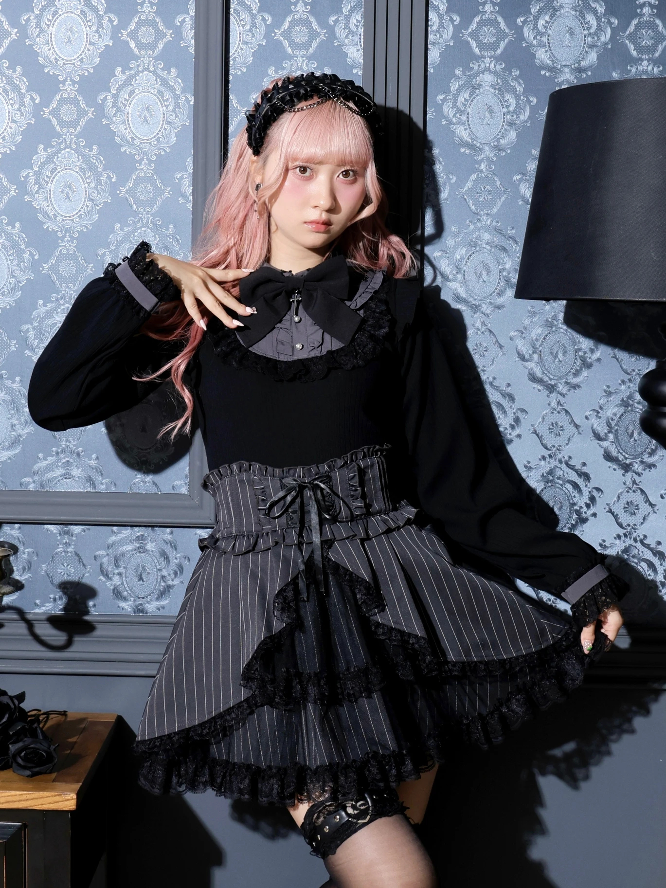 ゴシックローズヨークリボンカットソー（カットソー・Tシャツ｜黒