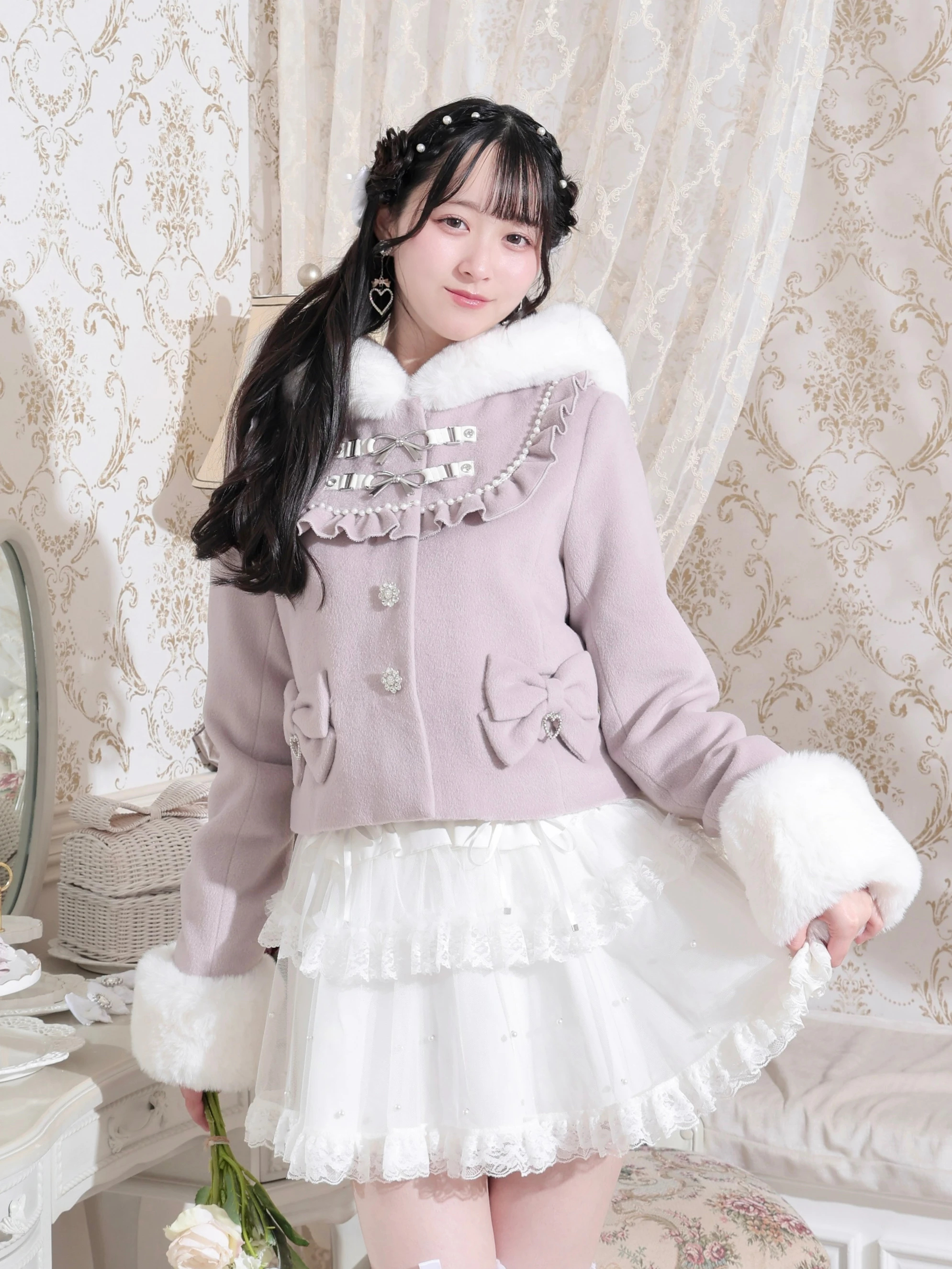 ヨークフリルドーリーショートコート（ジャケット・ブルゾン｜オフ