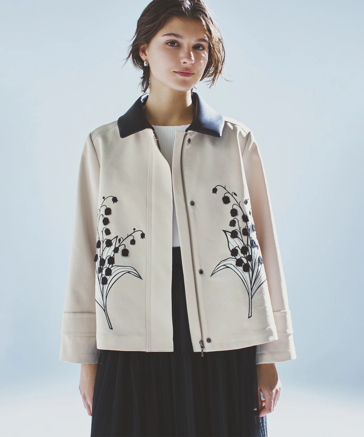 STRAWBERRY-FIELDS（ストロベリーフィールズ）｜すずらん刺繍ショート