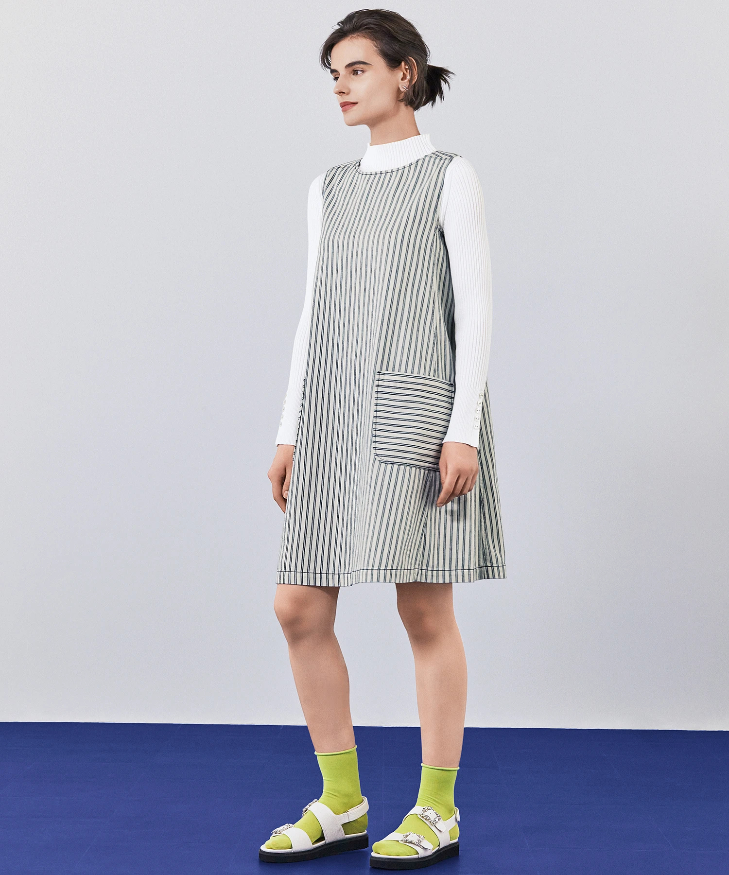 UNIVERVALMUSE（ユニバーバルミューズ）｜ストライプデニム ジャンパー