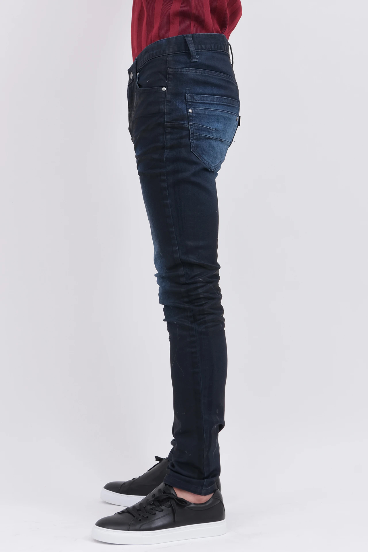 ｳﾞｪｱﾘｱｽｺｰﾃｨﾝｸﾞｽｷﾆｰﾃﾞﾆﾑ / TORNADO MART（トルネードマート）の