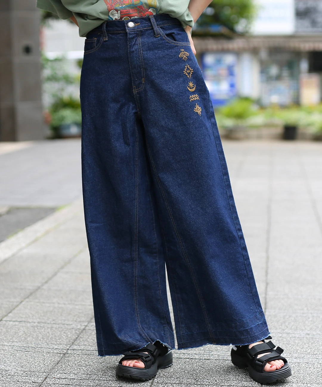 シンボル刺繍デニムパンツ / パンツ | エスニックファッション＆雑貨の