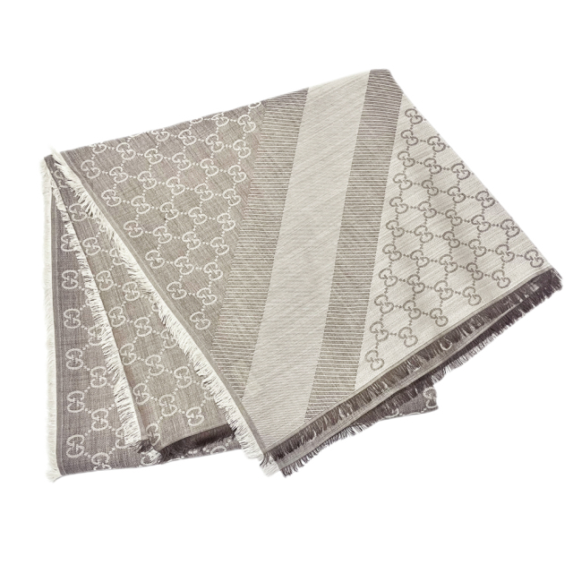 グッチ シルク混 GG柄 正方形ストール（スカーフ） 茶 GUCCI
