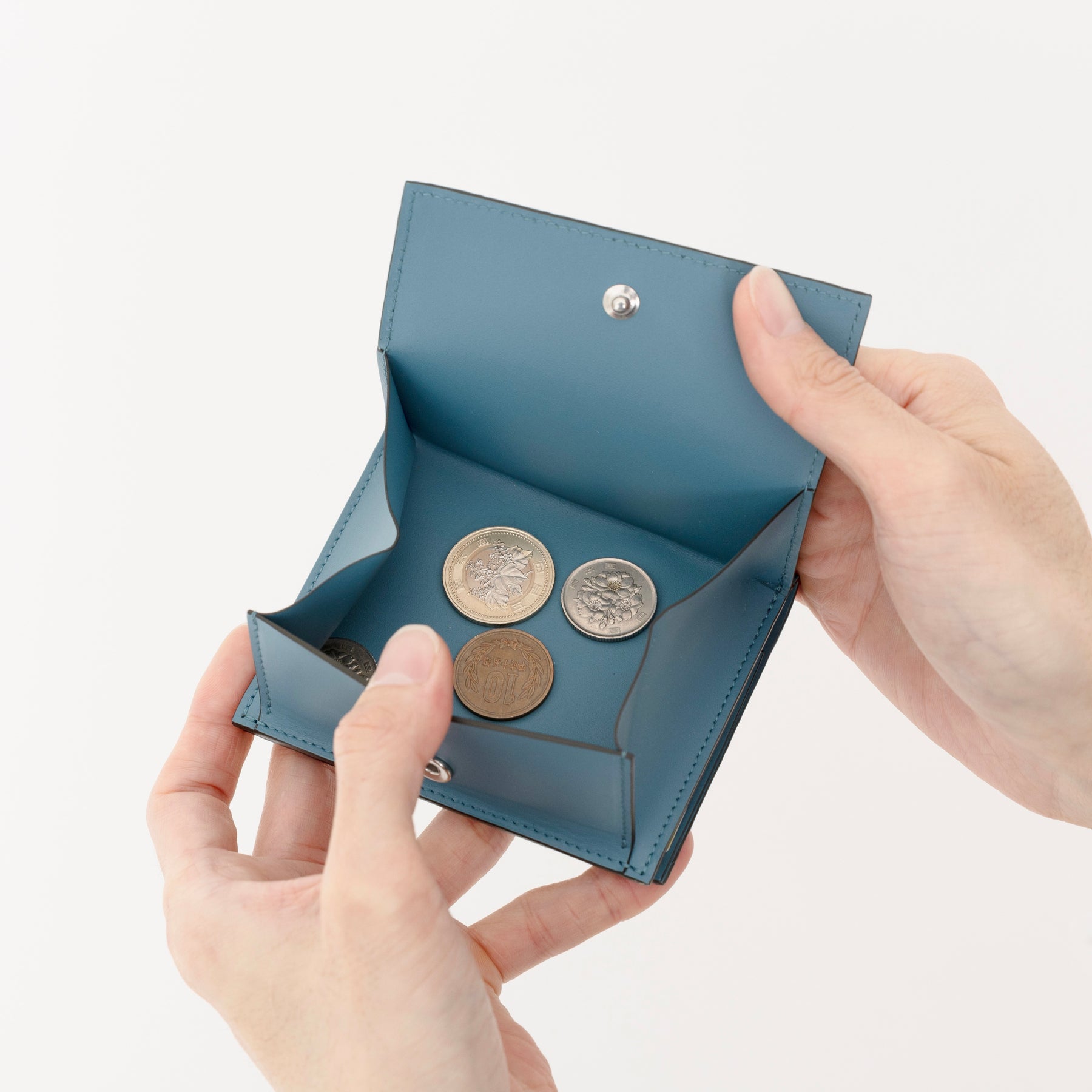 CRISTY TWOFOLD BILL WLT / DIPLO FJORD｜薄型二つ折り財布 シュリンク