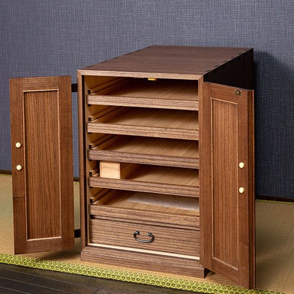 総桐 掛軸たんす 尺五用 - 名古屋桐たんす工房 出雲屋