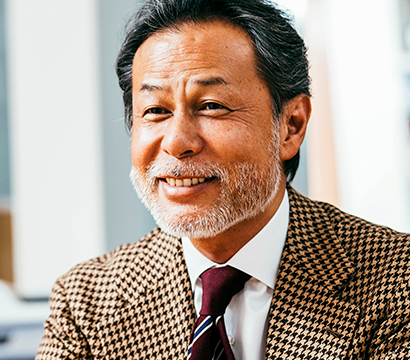 コラム Vol.02 毎日同じものを着ても毎日違って見えるのが本物｜加賀