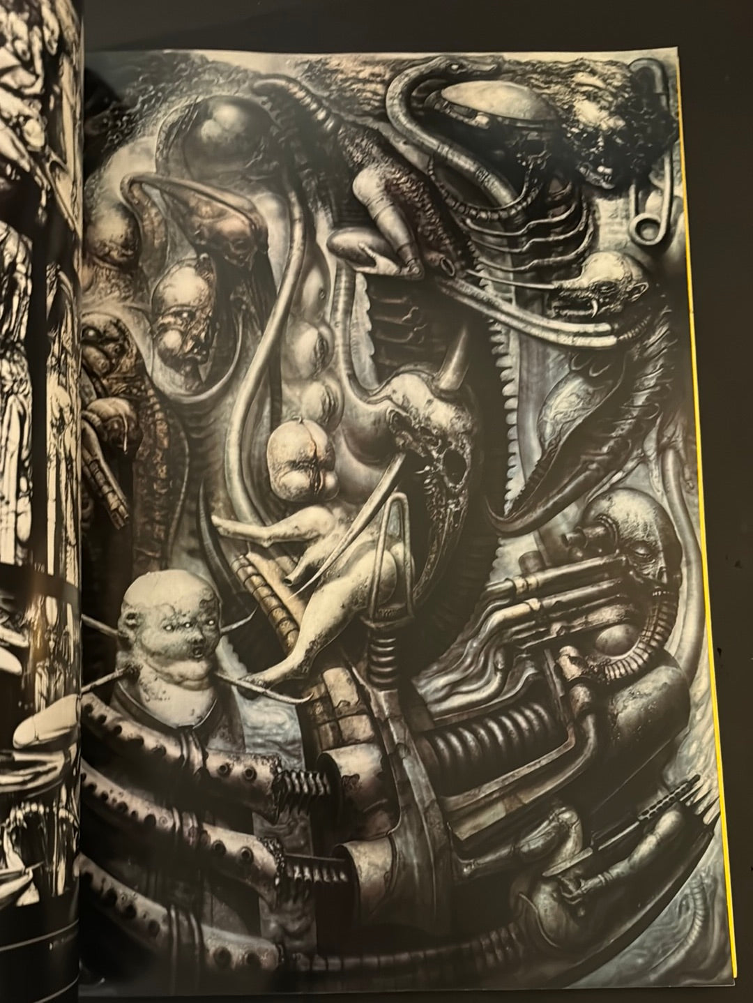 H.R.Giger's Necronomicon 1&2 (Japanese edition) – JAPANESE AVANT