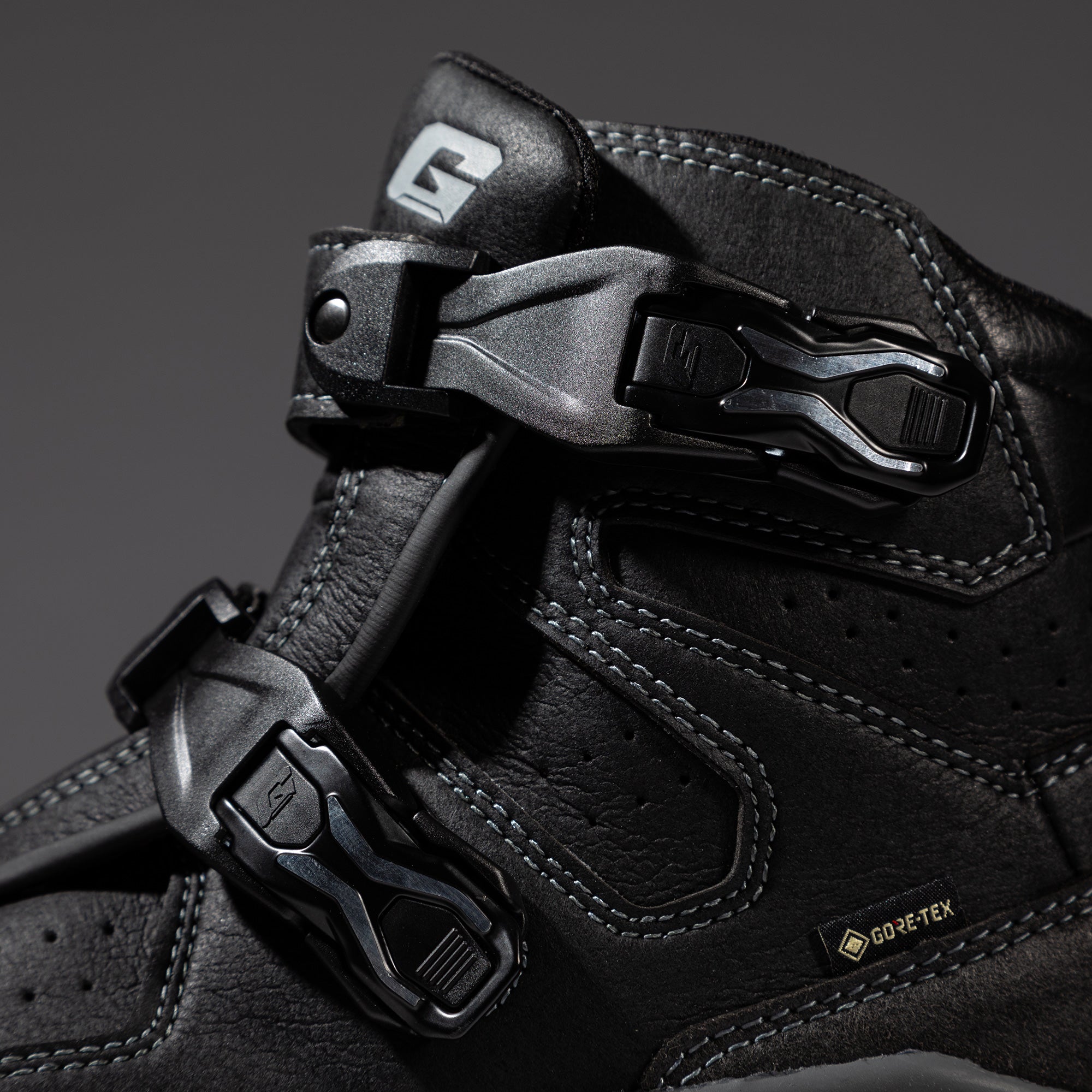 試着無料】ガエルネ パンテーラ ゴアテックス ネオブラック - バイク