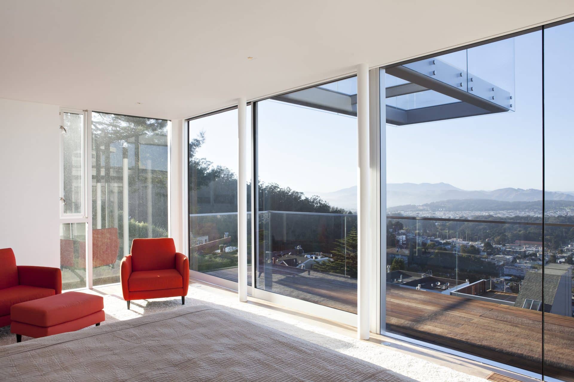 nenne:プロフ参照 house on the hill House on the Hill - Jensen