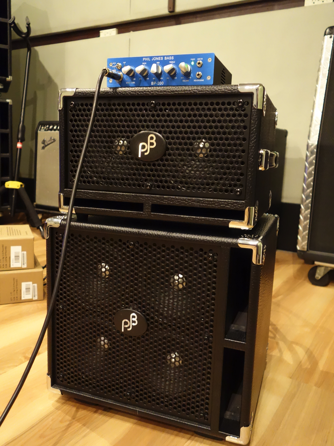 超小型アンプヘッドBP200、入荷しました！ – JES公式ブログ