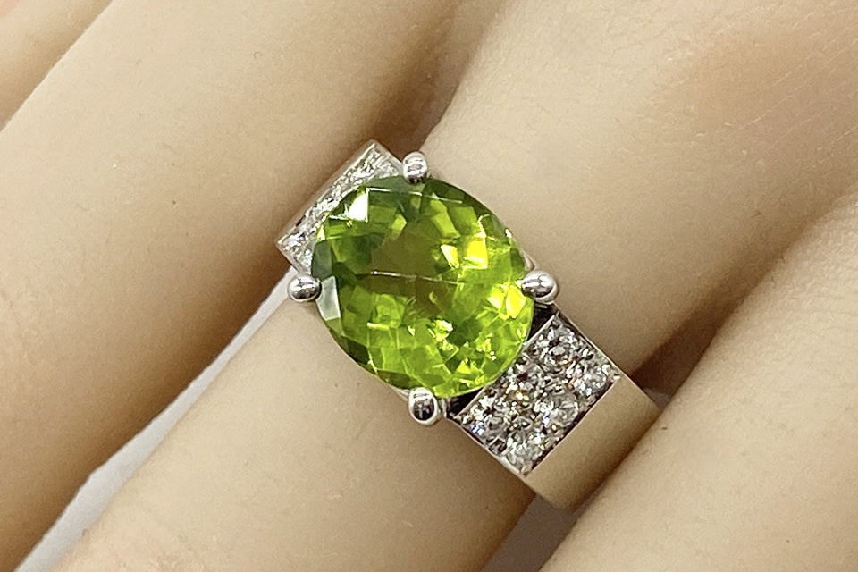 TASAKI 【タサキ】K18WGペリドット ダイヤモンドリング (NO.62237