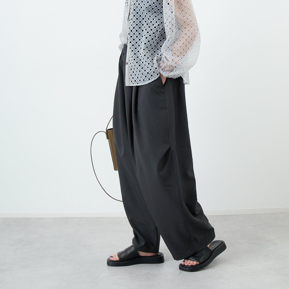 mizuiro ind [ミズイロインド] ワイドカーゴパンツ [1-260016