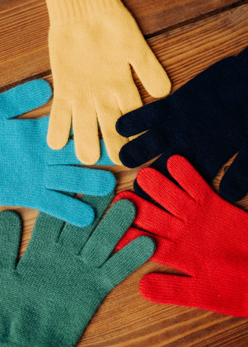 Joshua Ellis - Knitted Cashmere Accessories