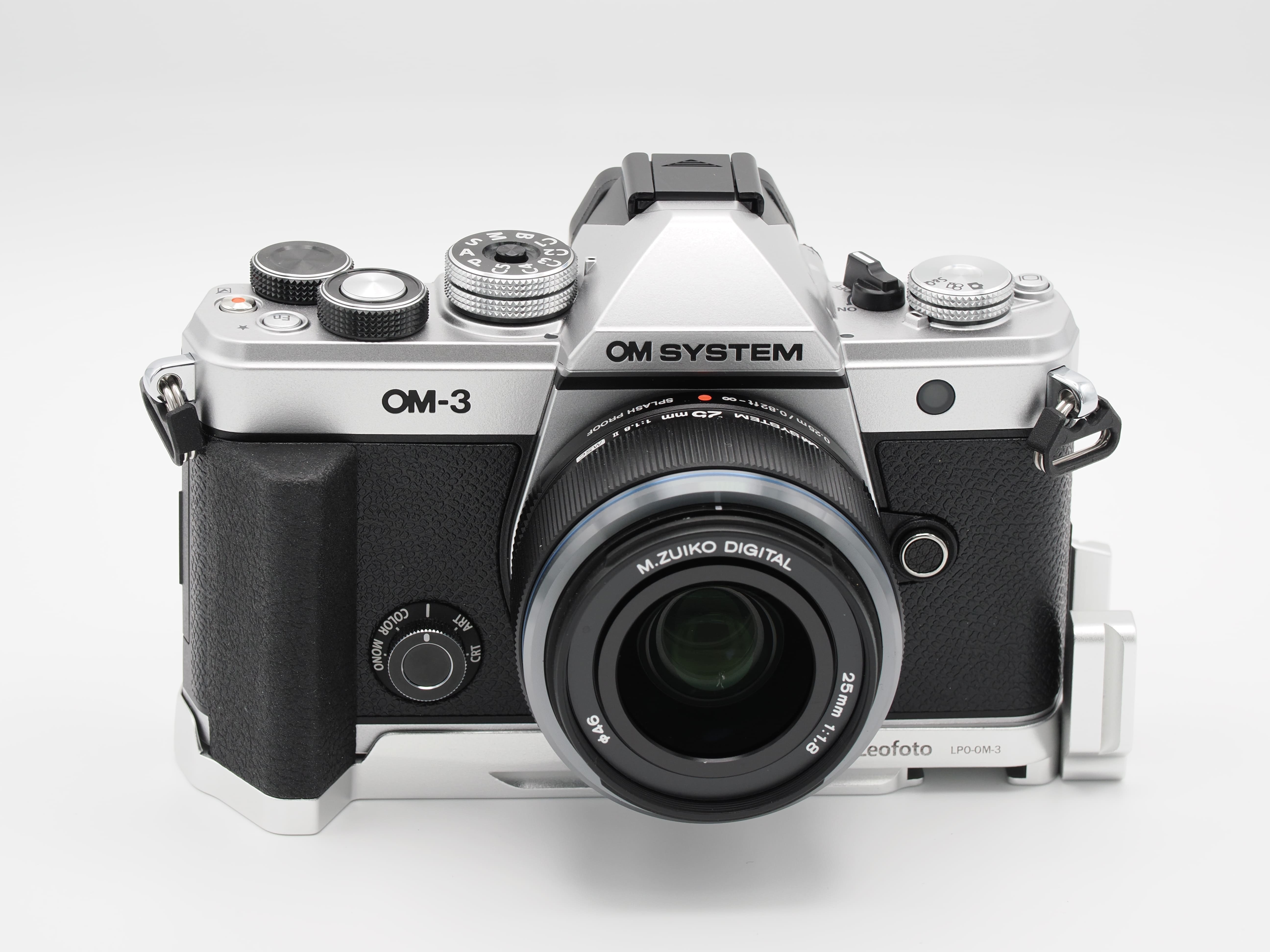 Leofoto LPO-OM-3 グリップ付きL型プレート| OM SYSTEM公式サイト｜OM