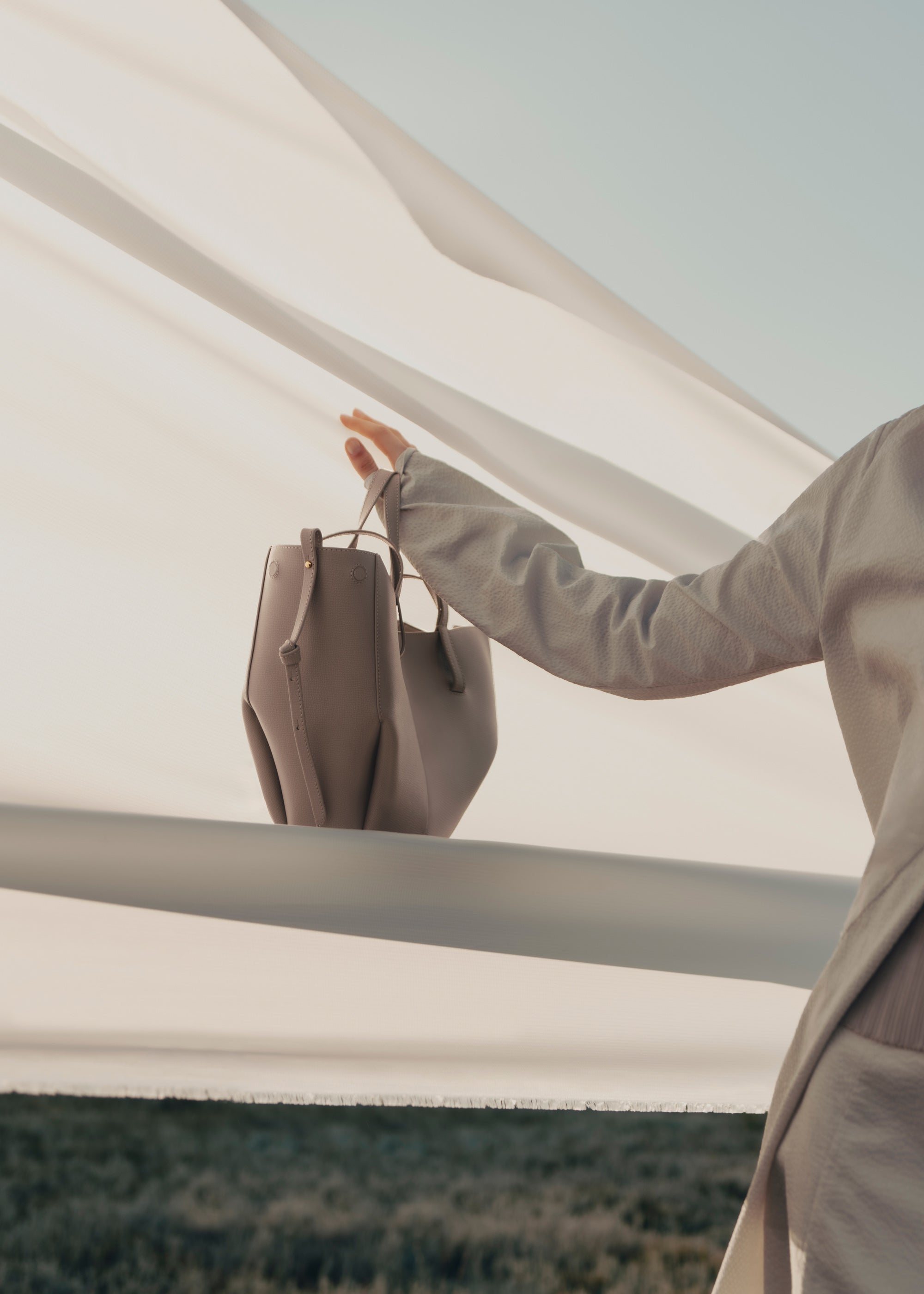 Polène | バッグ - Cyme Mini - トープ テクスチャード