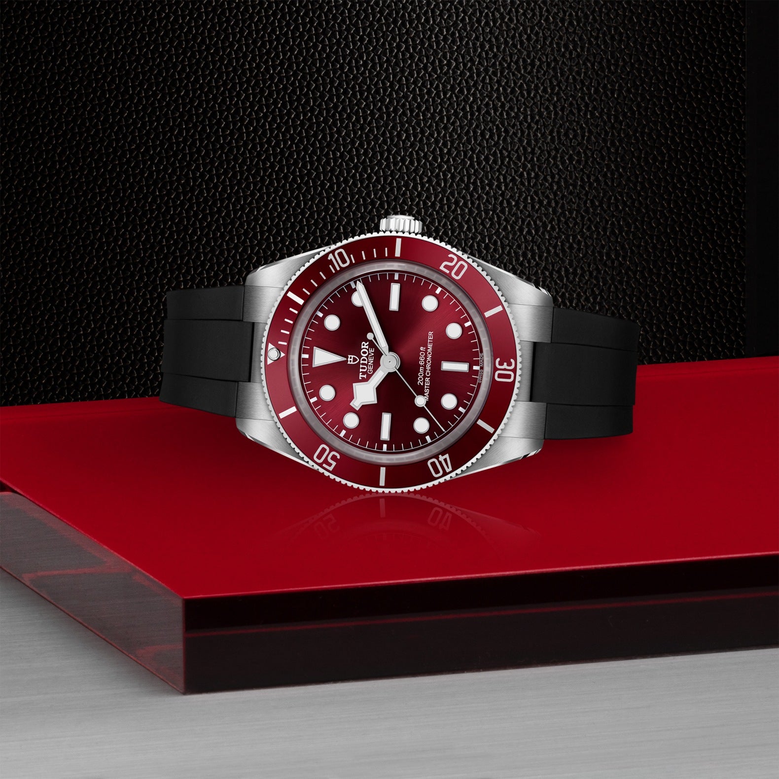 TUDOR Black Bay 58 Burgundy on Rubber Strap, M7939A1A0RU-0003