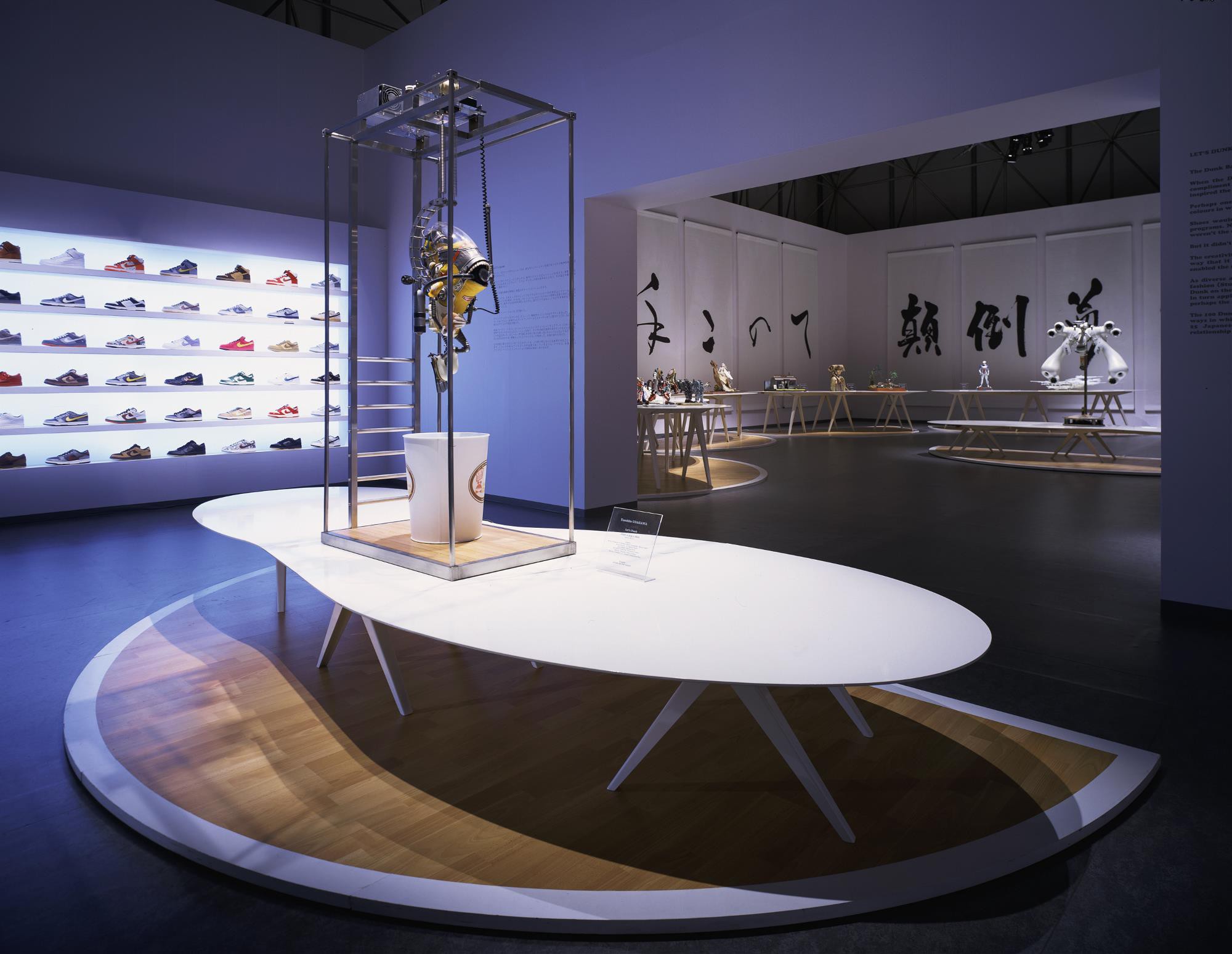 JTQ Inc. : NIKE WHITE DUNK