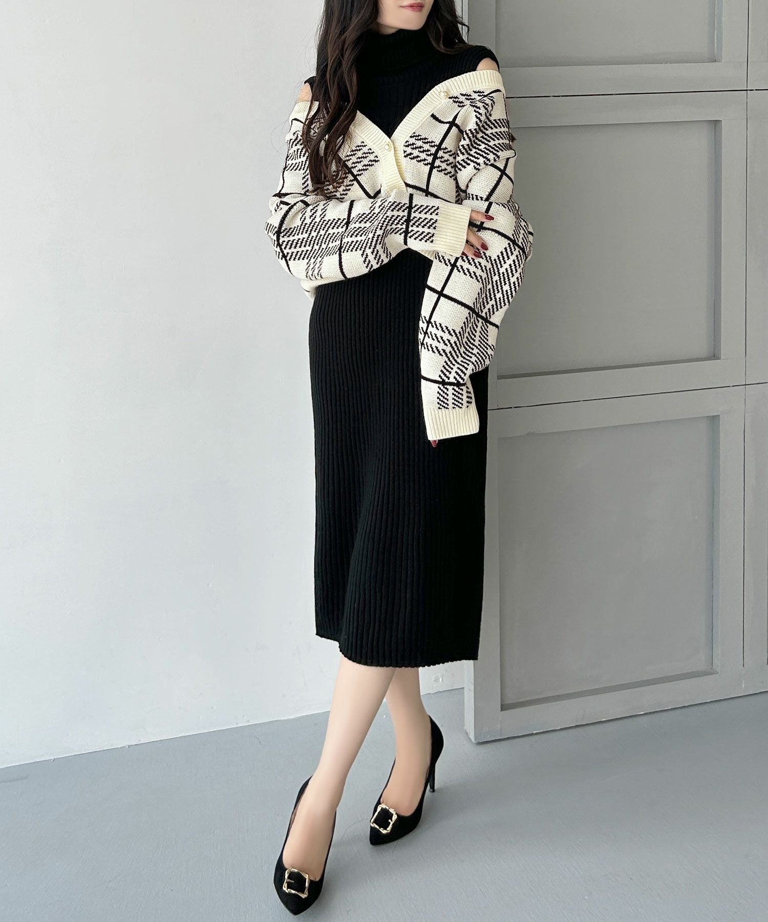 2点セット・チェック柄カーディガン×タートルネックニットワンピース