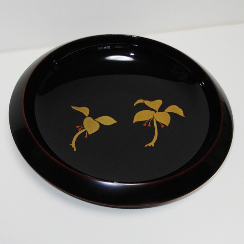 輪島塗 菓子器 鉄鉢形 -藪柑子の高蒔絵仕上げ- [内外面とも黒タメ色