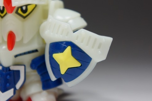 元祖SDガンダム 蛍光バージョン ナイトガンダム